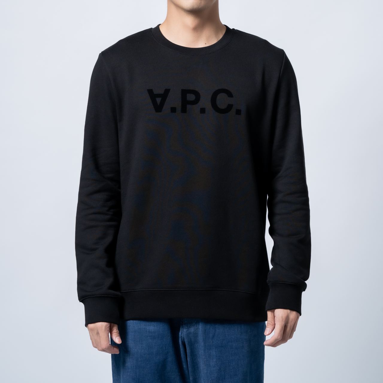 ★韓国の人気★【A.P.C.】★A.P.C. VPC Sweatshirt Dark Nav.y★ A.P.C Logo Print Sweatshirt Grey – voilà.id