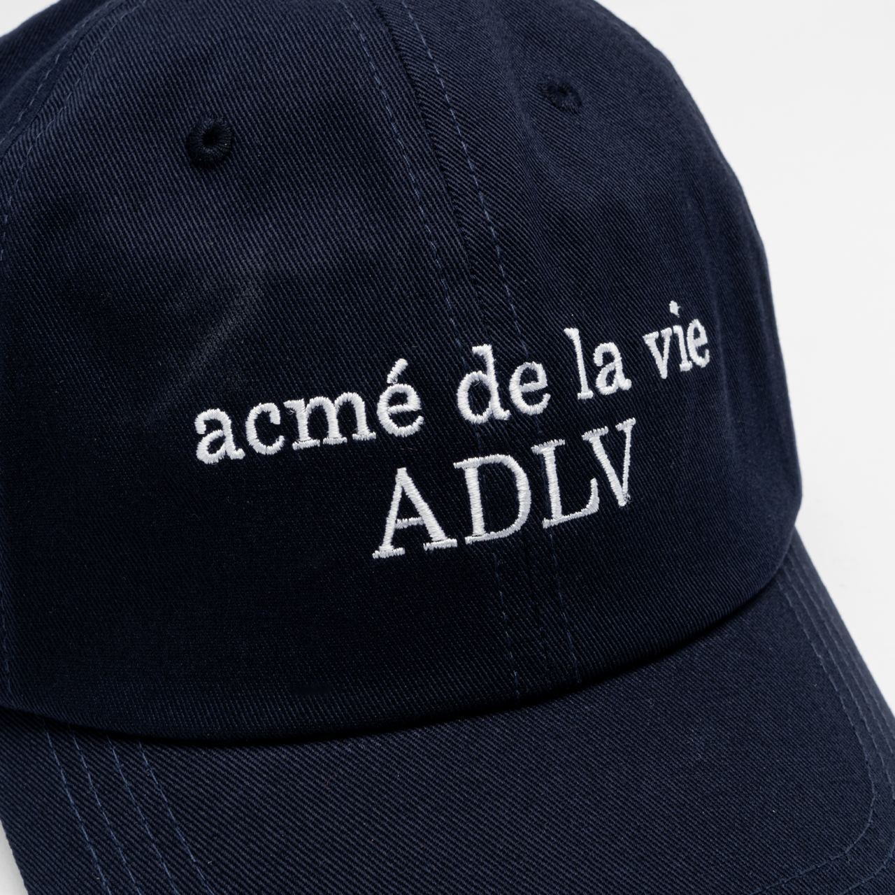 ★送料・関税込★acme'de la vie★VINTAGE SLOGAN BALL CAP★ acmé de la vie Basic Ball Cap Navy – voilà.id
