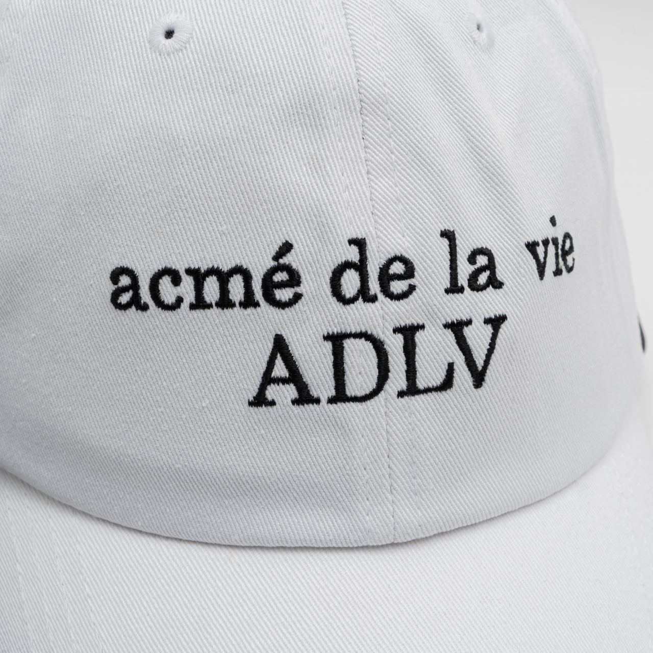 キャップ acme de la vie BASIC SMALL LOGO BALL CAP NAVY ADLV-24SS-ACLB ADLV BASIC BALL CAP NAVY - ACMÉ DE LA VIE | 60% - Asian