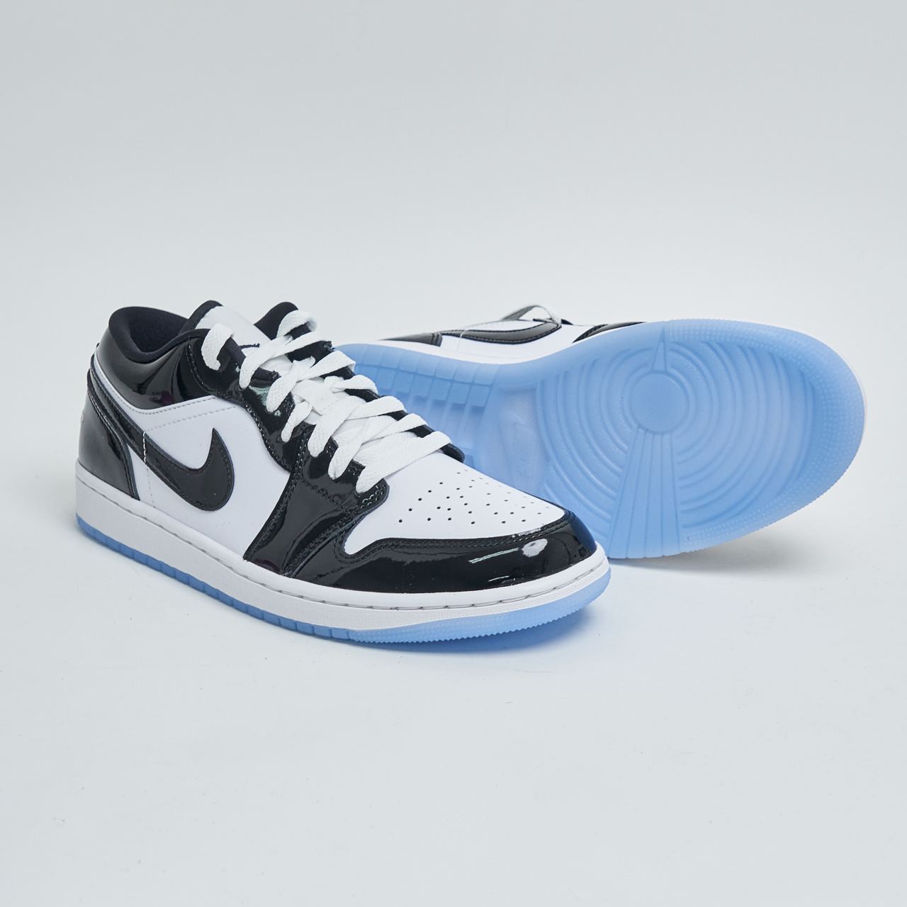 Moose Nike Limited Edition Gunmetal Dunks Shop Nike Gunmetal Dunks