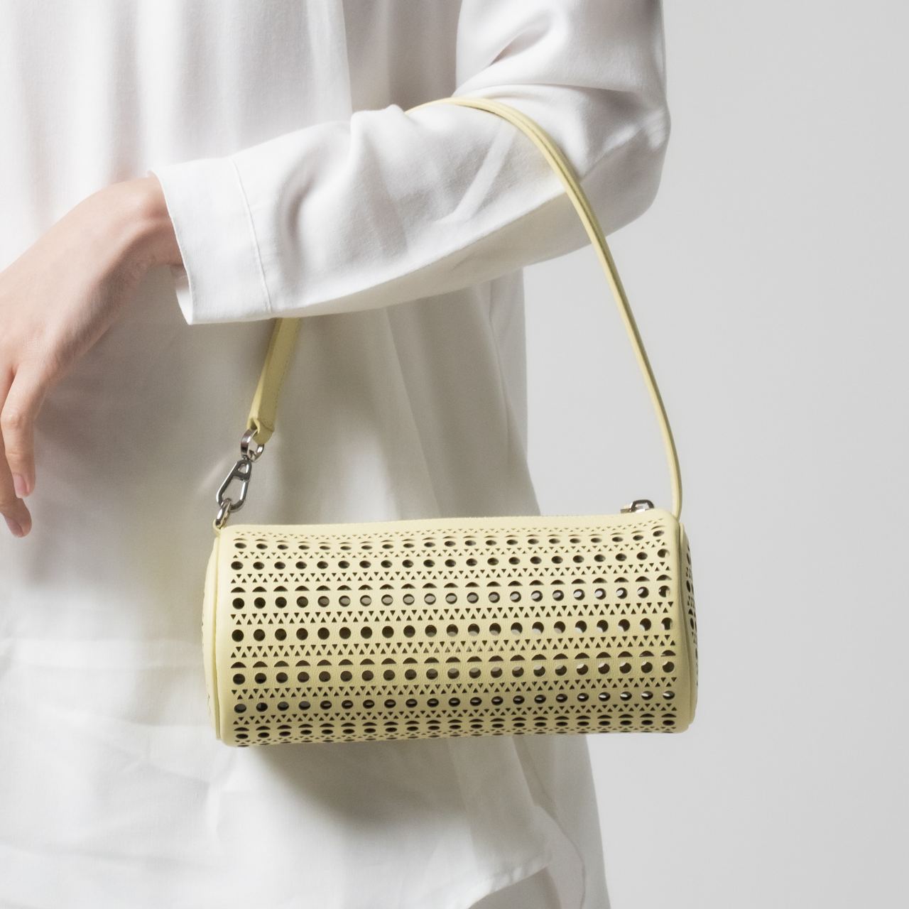 Alaia Tube Vienne Pattern Shoulder Bag Blanc Optic – voilà.id