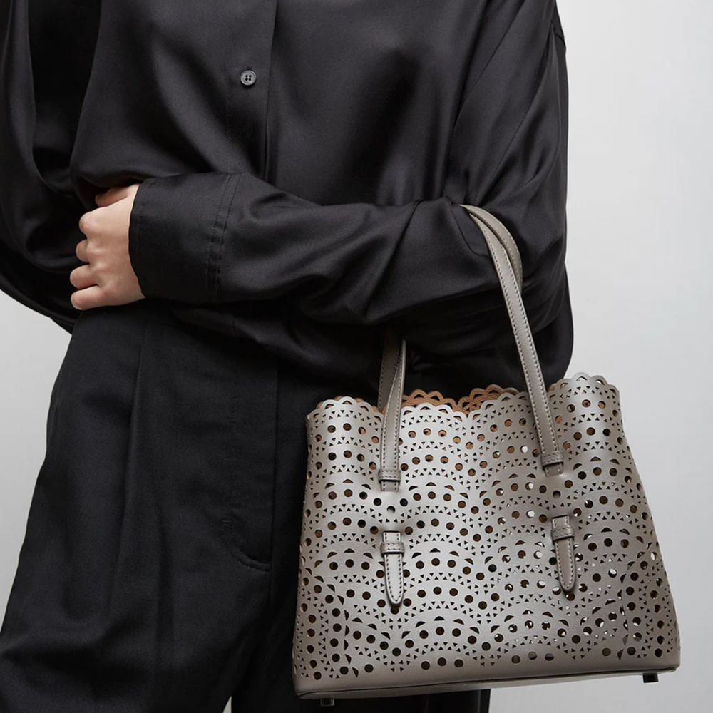 NEW ALAIA MINA 25トートバッグ Black ▲ AA1S06725C0A44999 27929175_57499658_600.jpg