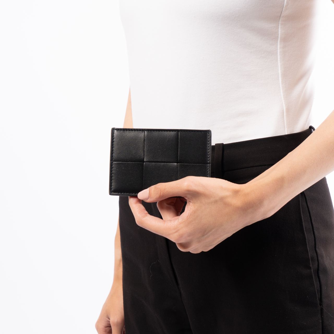 Bottega Veneta Cassette Credit Card Case Black – voilà.id