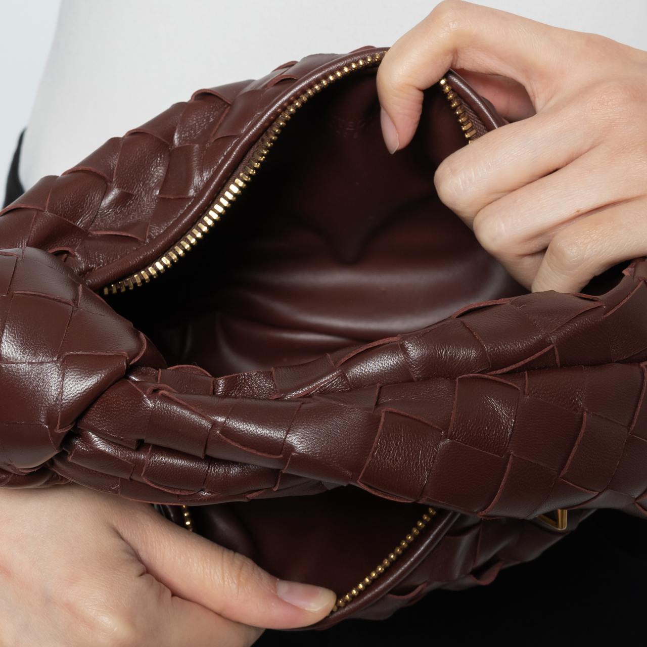 【関税送料込】BOTTEGA VENETA Mini Jodie Madder Brown Bottega Veneta Mini Jodie Bag - Bergdorf Goodman