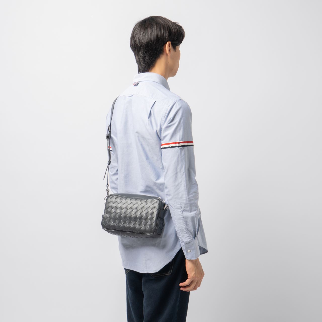 Bottega Veneta Small Intrecciato Loop Camera Bag Grey – voilà.id