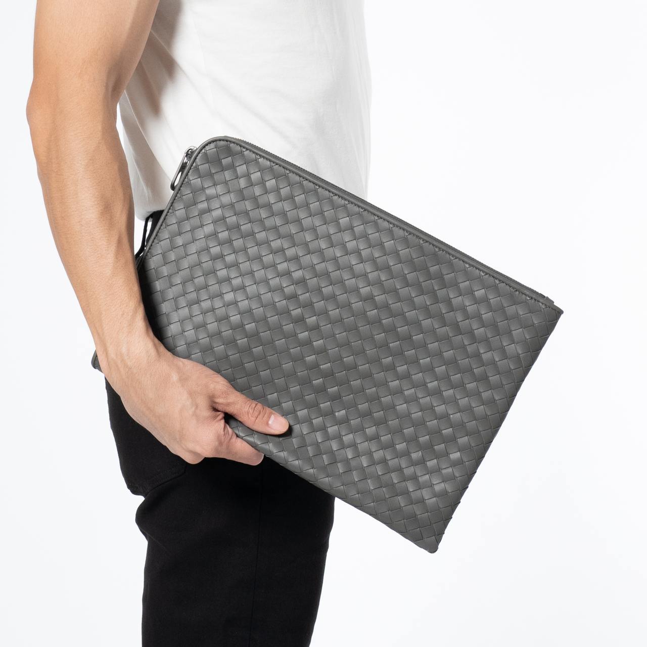 Bottega Veneta Zip Up Woven Clutch Light Graphite/Brunito