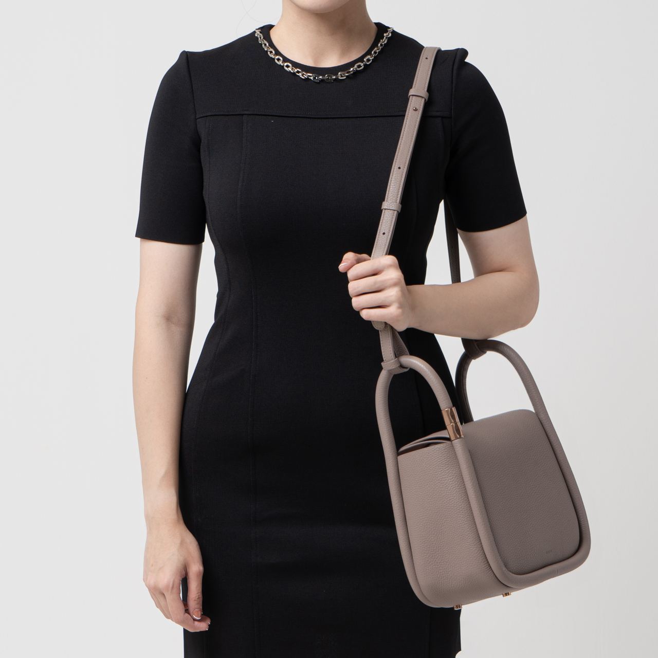 Boyy Wonton 25 Pebble Leather Bag Turtledove – voilà.id