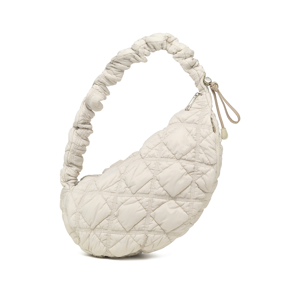 Carlyn Cozy L Crossbody Bag Black – voilà.id