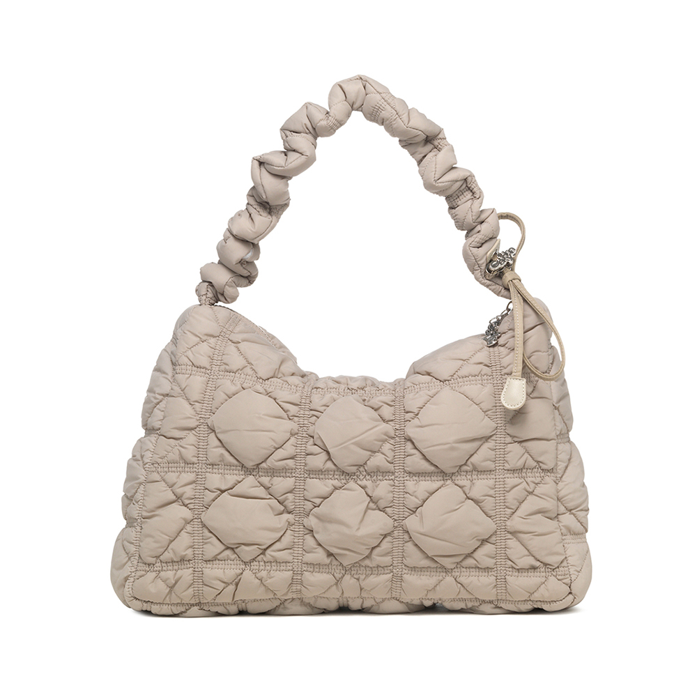 ★ CARLYN ★QUILTED MONO BAG H74102020 CARLYN_GLOBAL