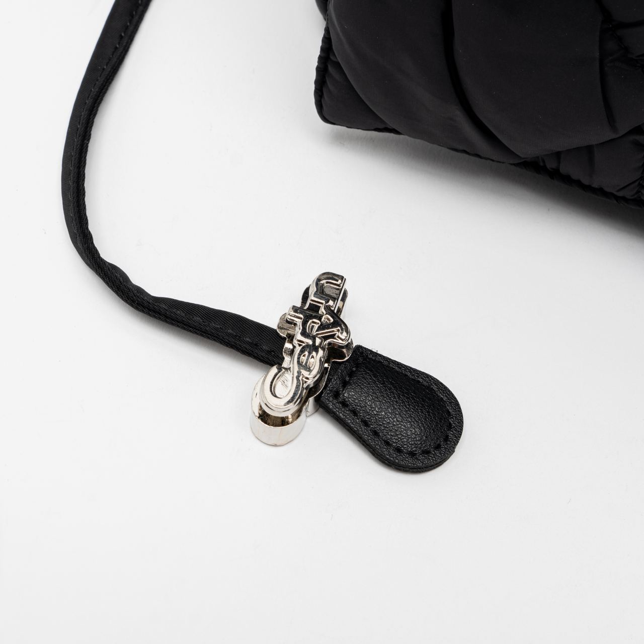 ★CARLYN★ Luke NAVYH74103010 H74103010N Buy Carlyn Luke In Nylon With SIlver Hardware Navy | SASOM