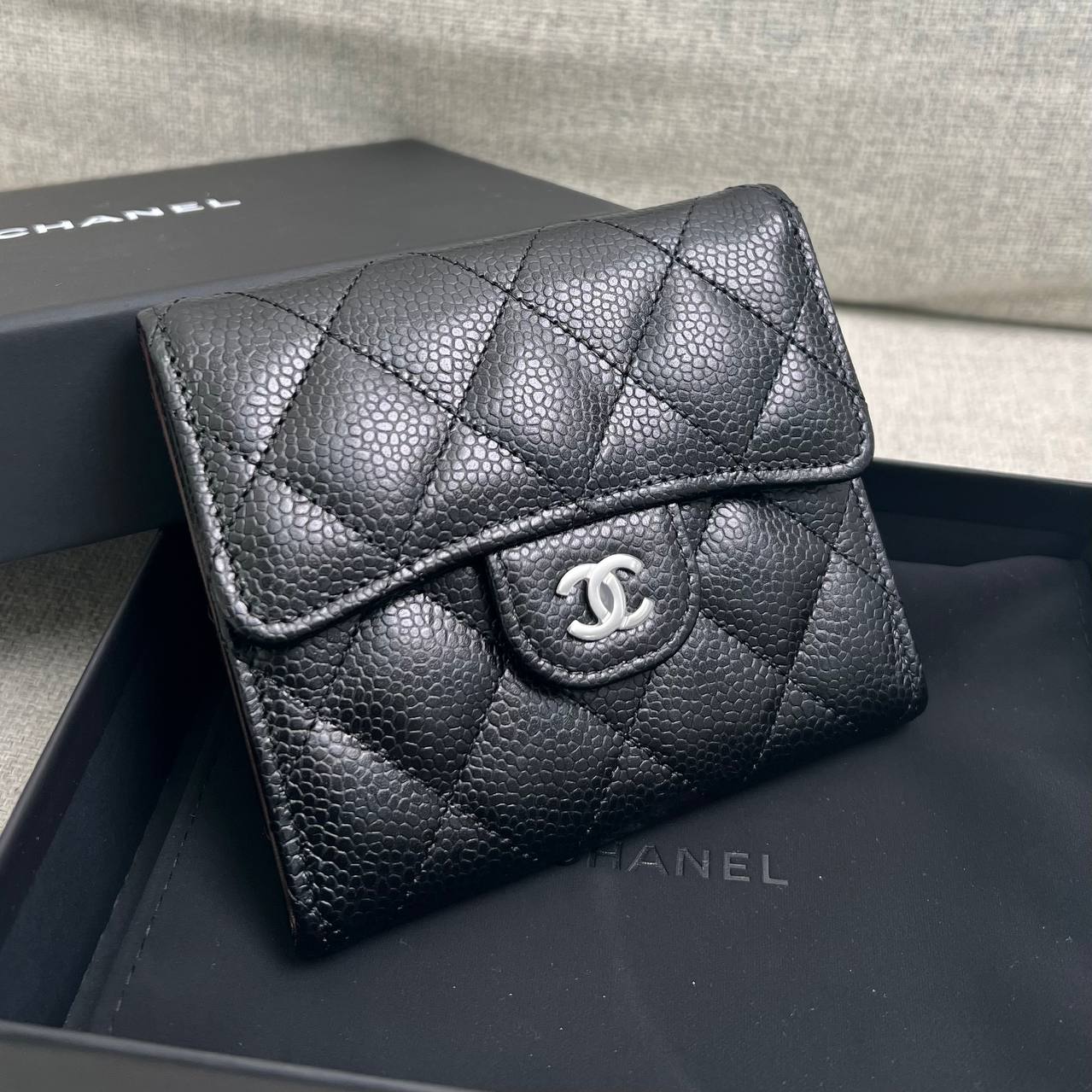 Chanel Classic Small Flap Wallet Caviar Black Shw – voilà.id