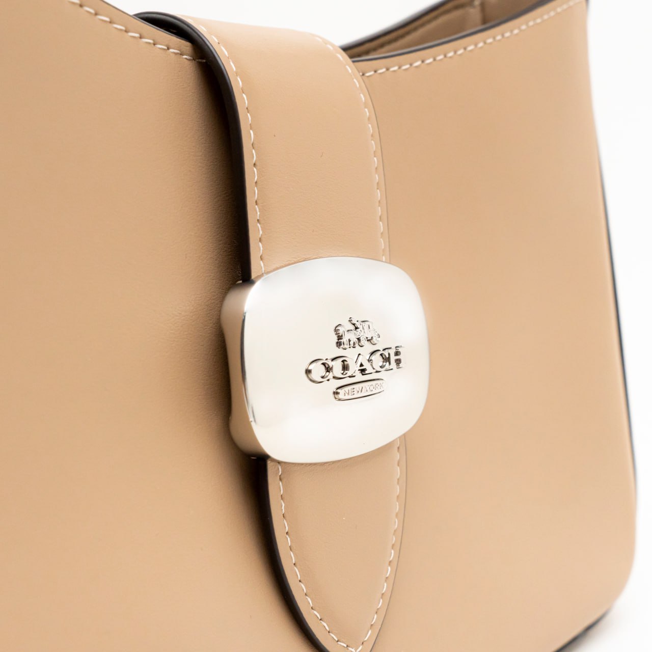 Coach Eliza Shoulder Bag Smooth Leather Taupe –