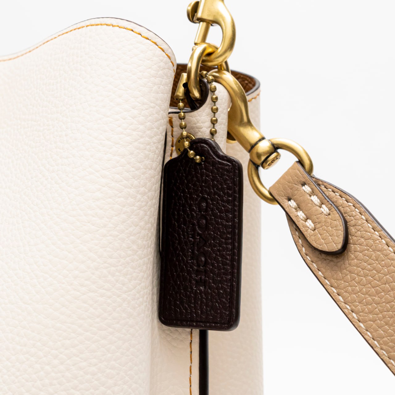 安心国内即発 COACH COLORBLOCK LEATHER WILLOW ミニショルダー c2590_b4vs7_a3