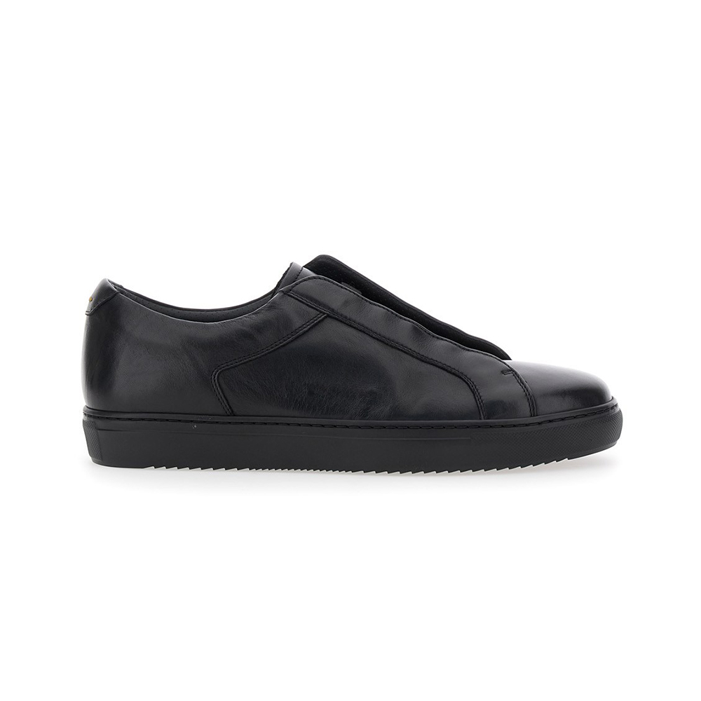 Doucal's Roger Leather Slip On Sneakers All Black