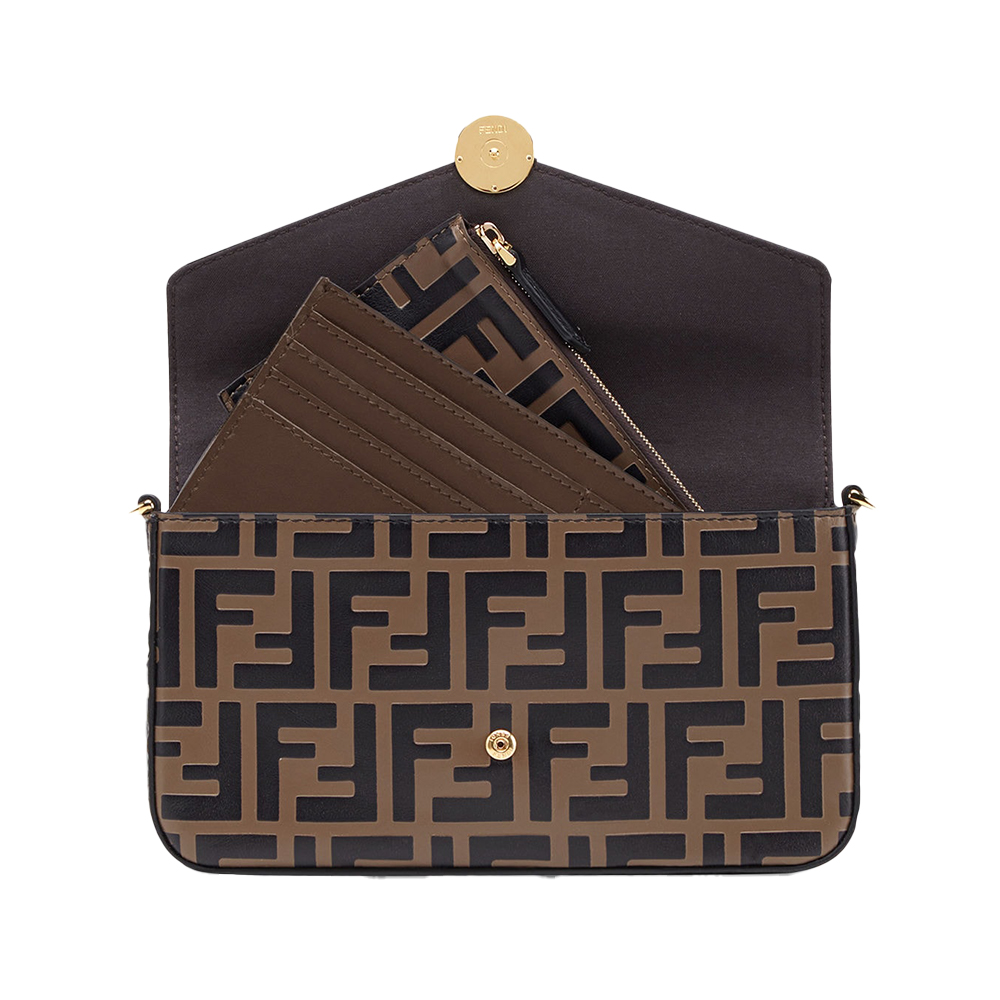 ★関税込★FENDI★FF Motif Calskin Card Holder Brown★ ☆関税込☆FENDI☆FF Motif Calskin Card Holder Brown☆
