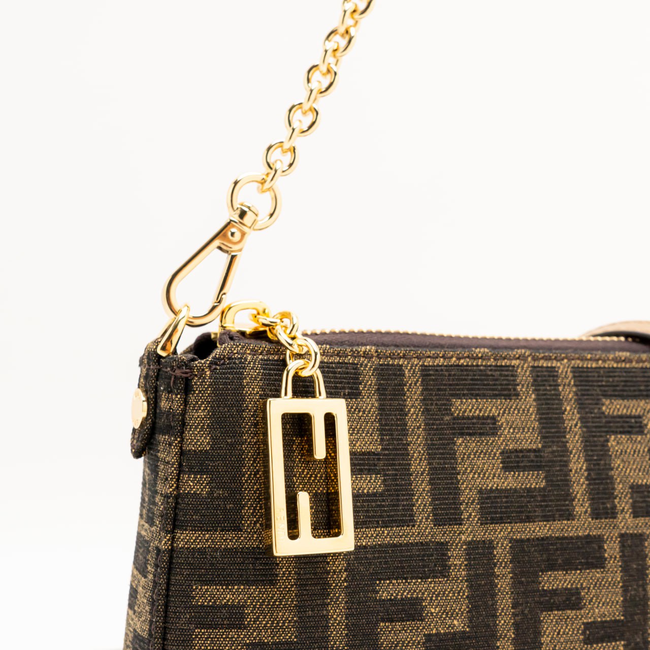 Fendi FF Jacquard Baguette Pouch With Chain Brown – voilà.id