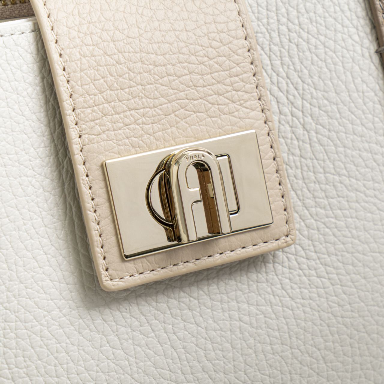 Furla 1927 M Tote Bag Greige – voilà.id