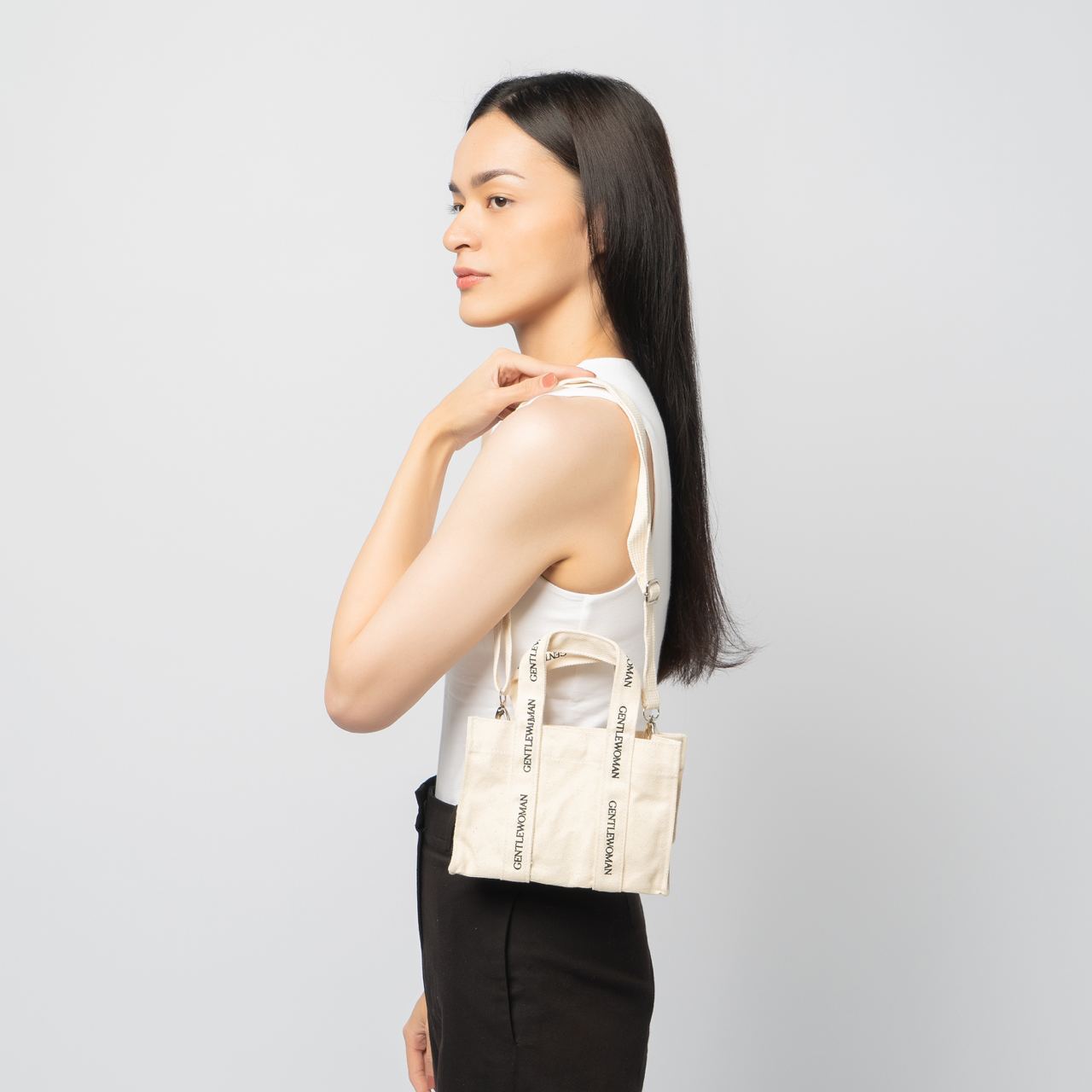 Gentlewoman Micro Box Tote Bag Cream – voilà.id