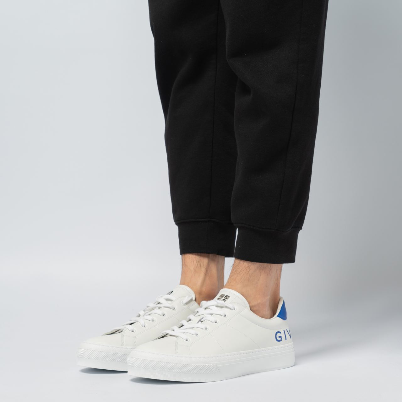 Givenchy CIty Sport White Logo G Leather Sneakers Black