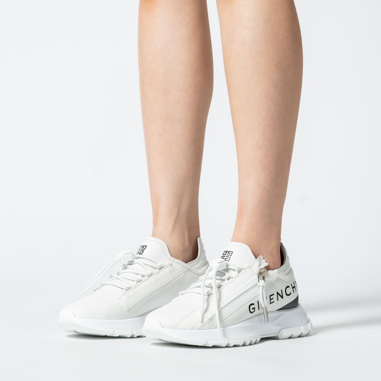 Givenchy Spectre Runner Sneakers Leather with Zipper White Givenchy Spectre Runner Sneakers Leather with Zipper White