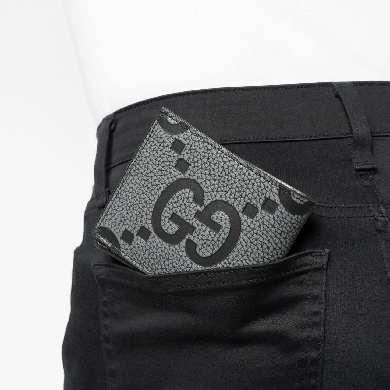 Gucci Maxi GG Monogram Wallet Leather Grey Black – voilà.id Gucci Maxi GG Monogram Wallet Leather Grey Black – voilà.id