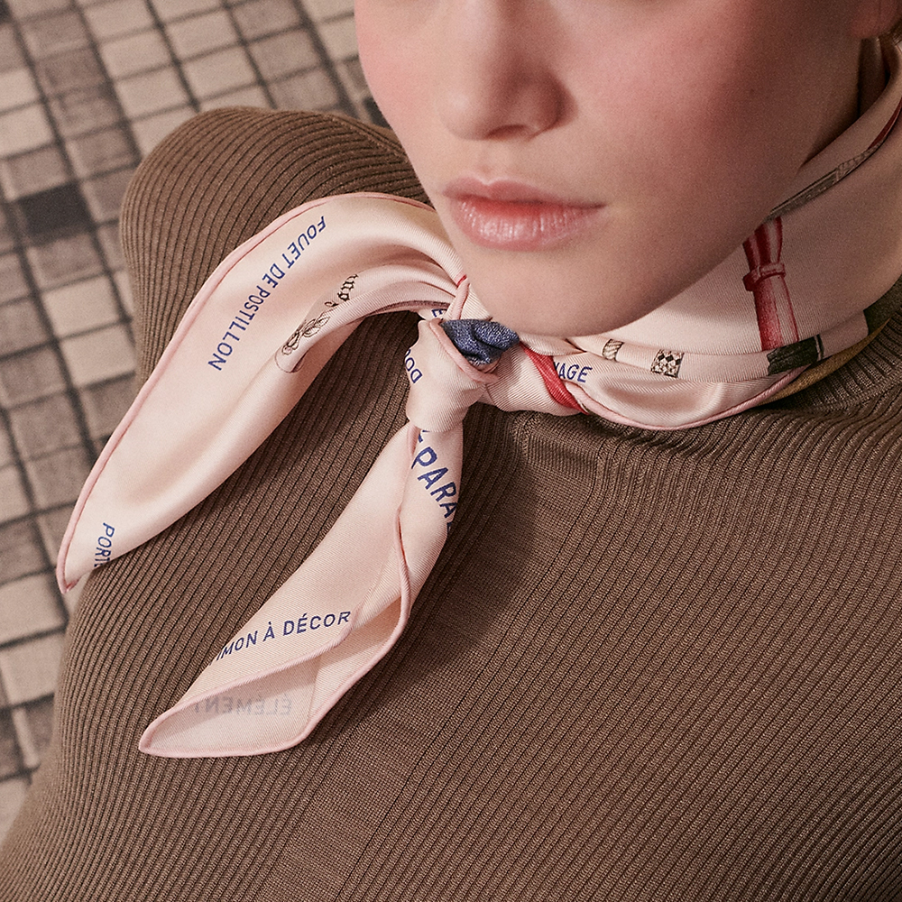 Hermès Nous Sommes Inseparables Scarf 90 Rose Thé Rouge H