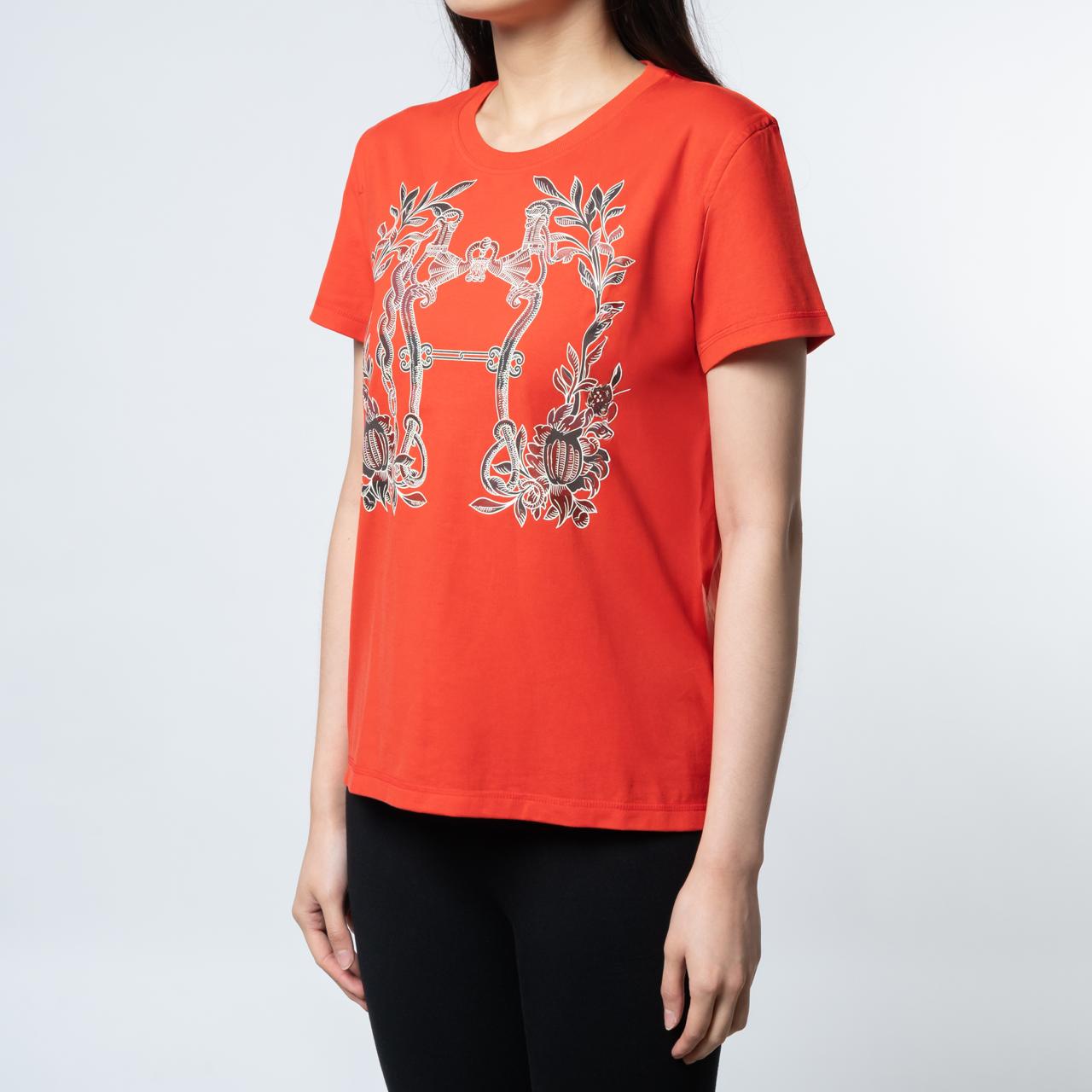 【胸元のデザインがポイント】HERMES Della Cavalleria Tシャツ Hermès Della Cavalleria Straight Cartridge T-Shirt Rouge