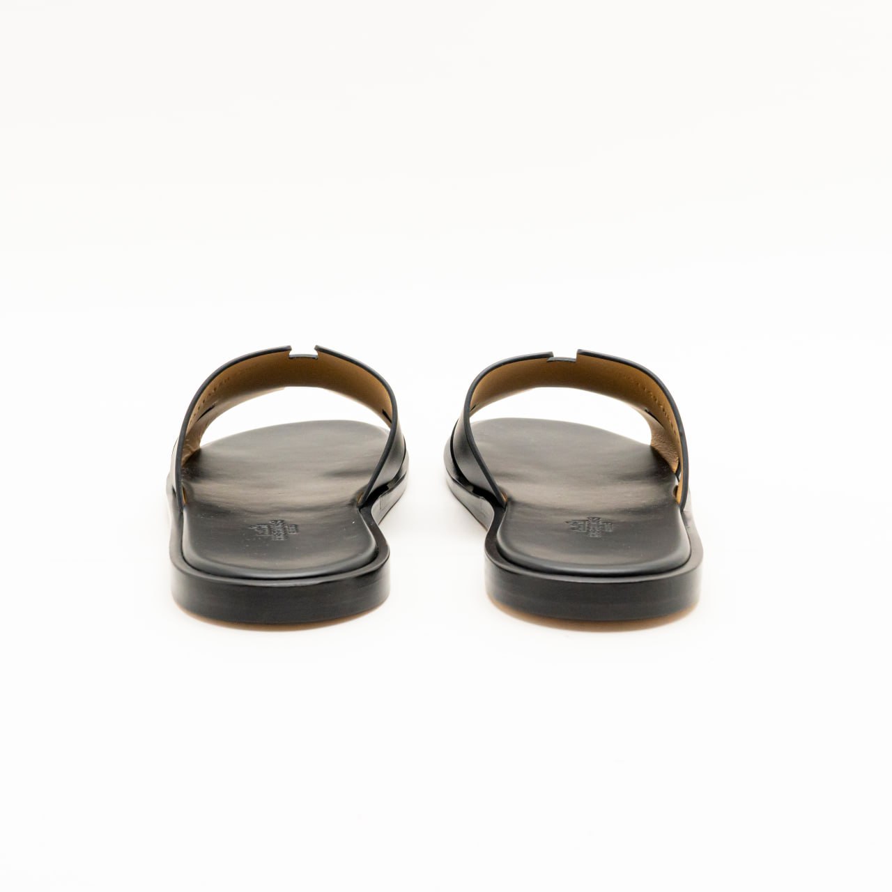 Hermès Izmir Calfskin Sandals Black – voilà.id