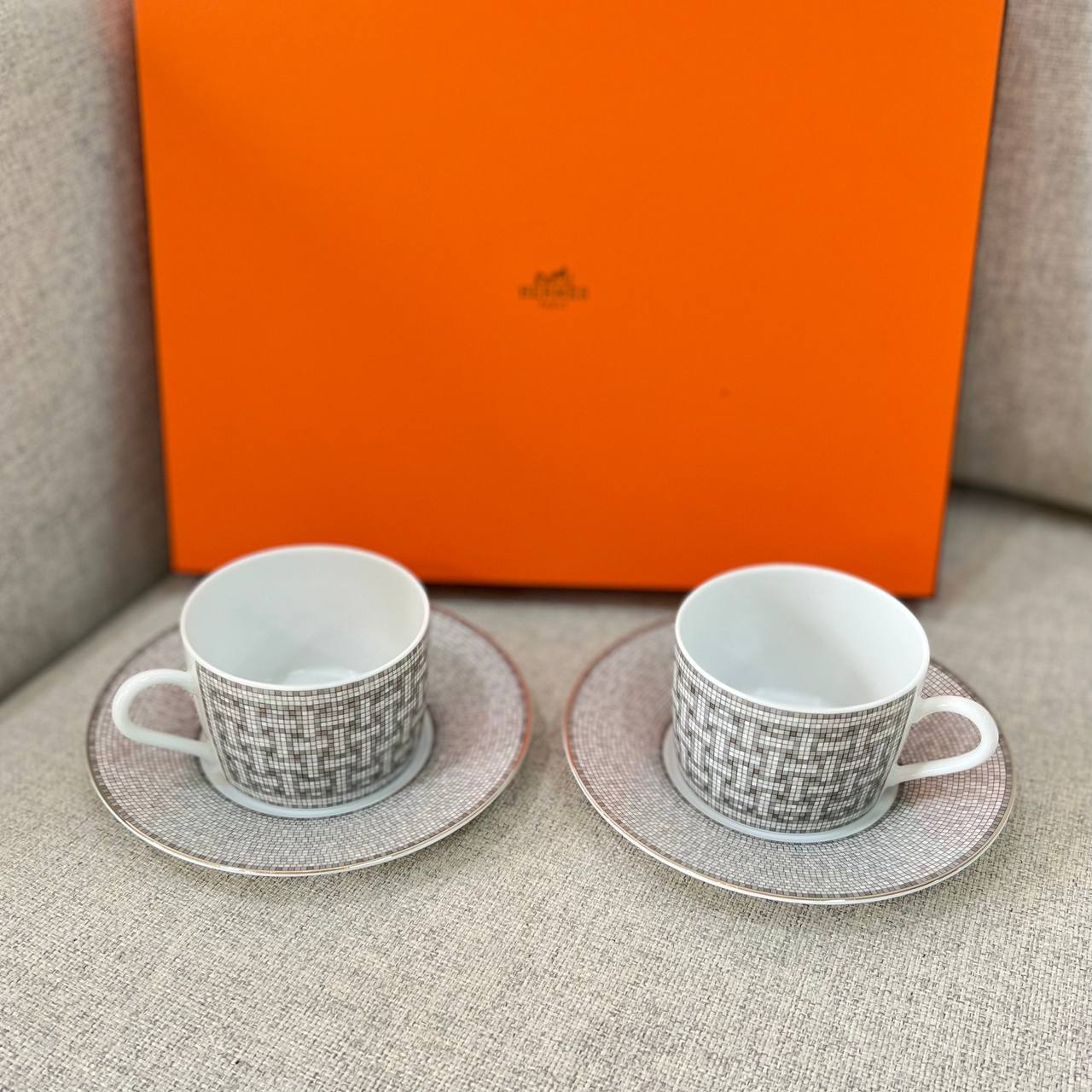 Hermès Mosaique Au 24 Platinum Tea Cup and Saucer – voilà.id
