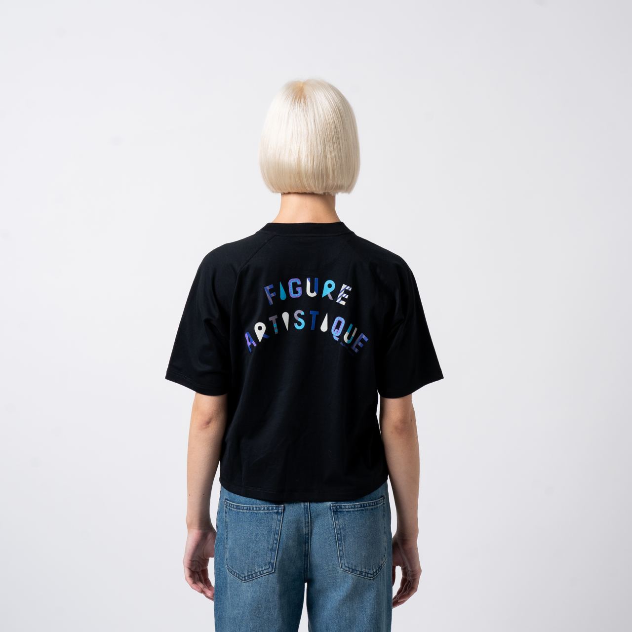 新作！【HERMES】「Figure Artistique」プリント Ｔシャツ Hermes Figure Artistique Embroidered T-Shirt White – voilà.id