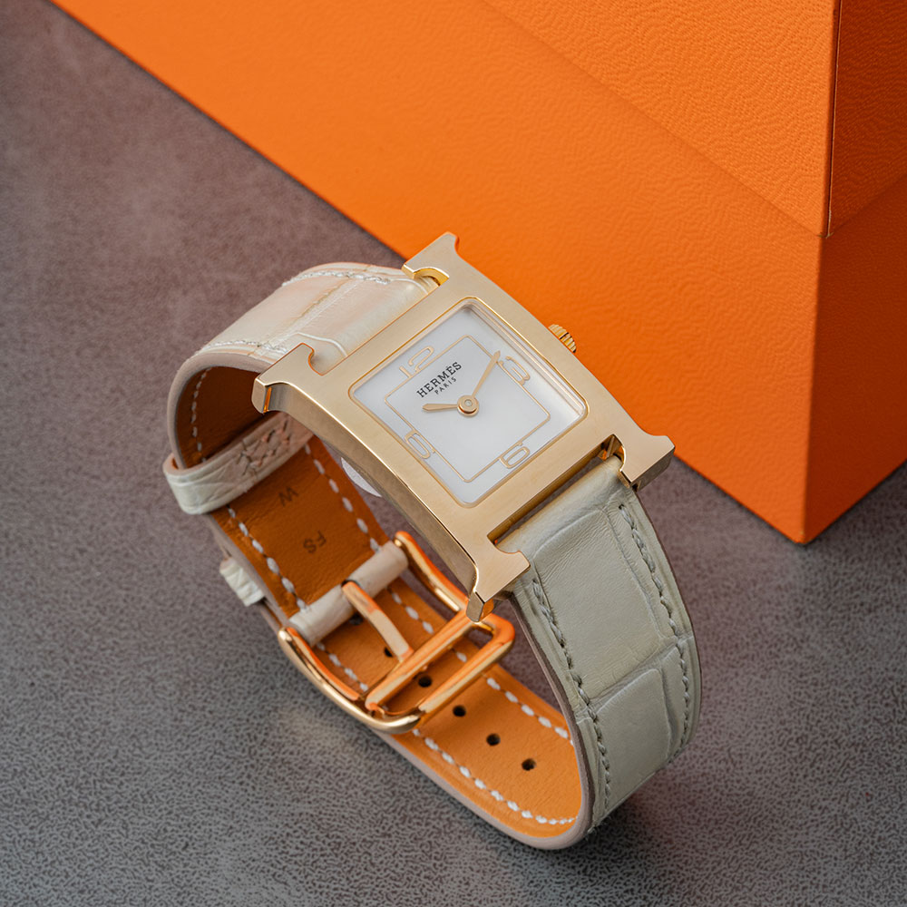 Hermès H-Hour PM Watch Béton Matte Alligator Missippi Ghw – voilà.id