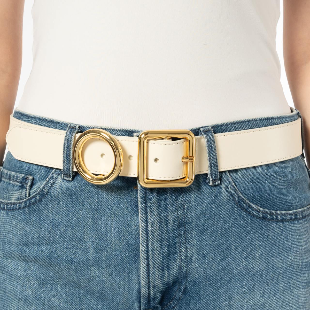 【関税＆送料込み】Jacquemus Square Circle Belt Jacquemus Square Circle Belt | Vanaf € 320,-