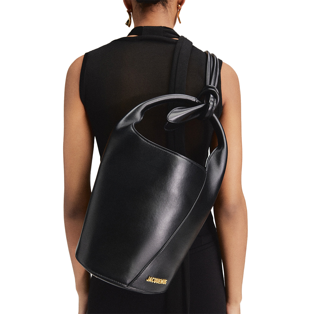 ★JACQUEMUS★LE PETIT TOURNI 245BA366 3173 990 Buy Jacquemus Le Petit Tourni 'Black' - 24E245BA366 3173 990