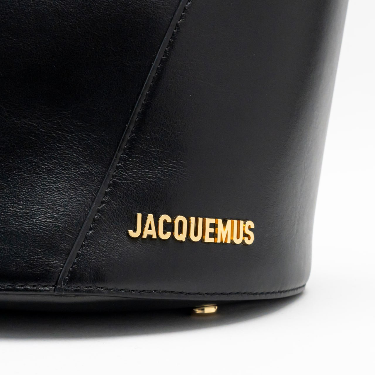 ★JACQUEMUS★LE PETIT TOURNI 245BA366 3173 990 Buy Jacquemus Le Petit Tourni 'Black' - 24E245BA366 3173 990