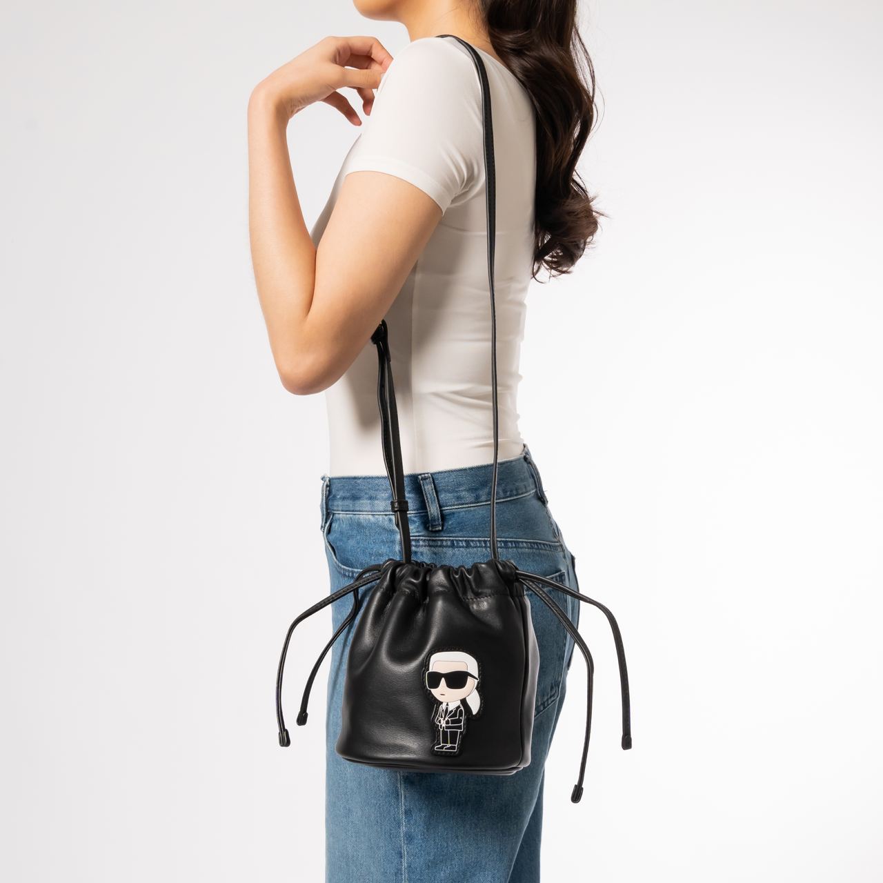 Karl Lagerfeld K Ikonik 2.0 Leather Small Bucket Bag Black voila.id