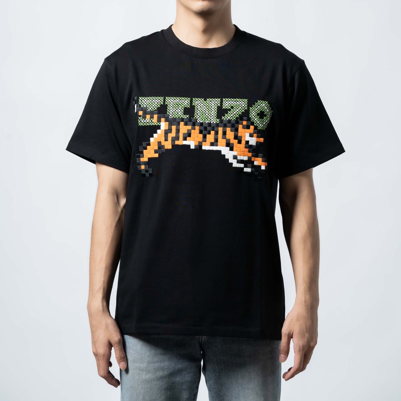 [XTONZ] Pixel Check Applique T-Shirt ★大人気★ MUSINSA | XTONZ XTT127 Pixel Check Applique T-Shirt (BLACK)