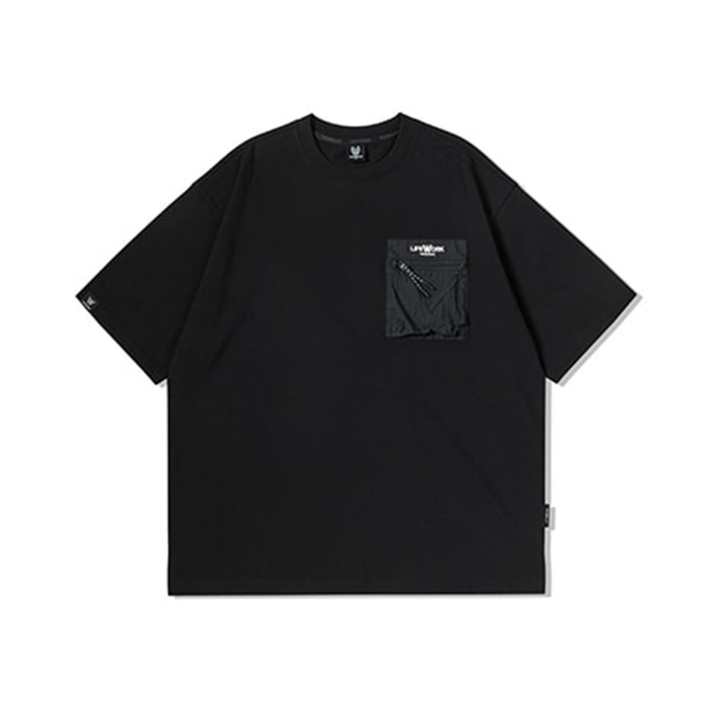 Round Tee Lifework Woven Pocket Round Tee Black – voilà.id