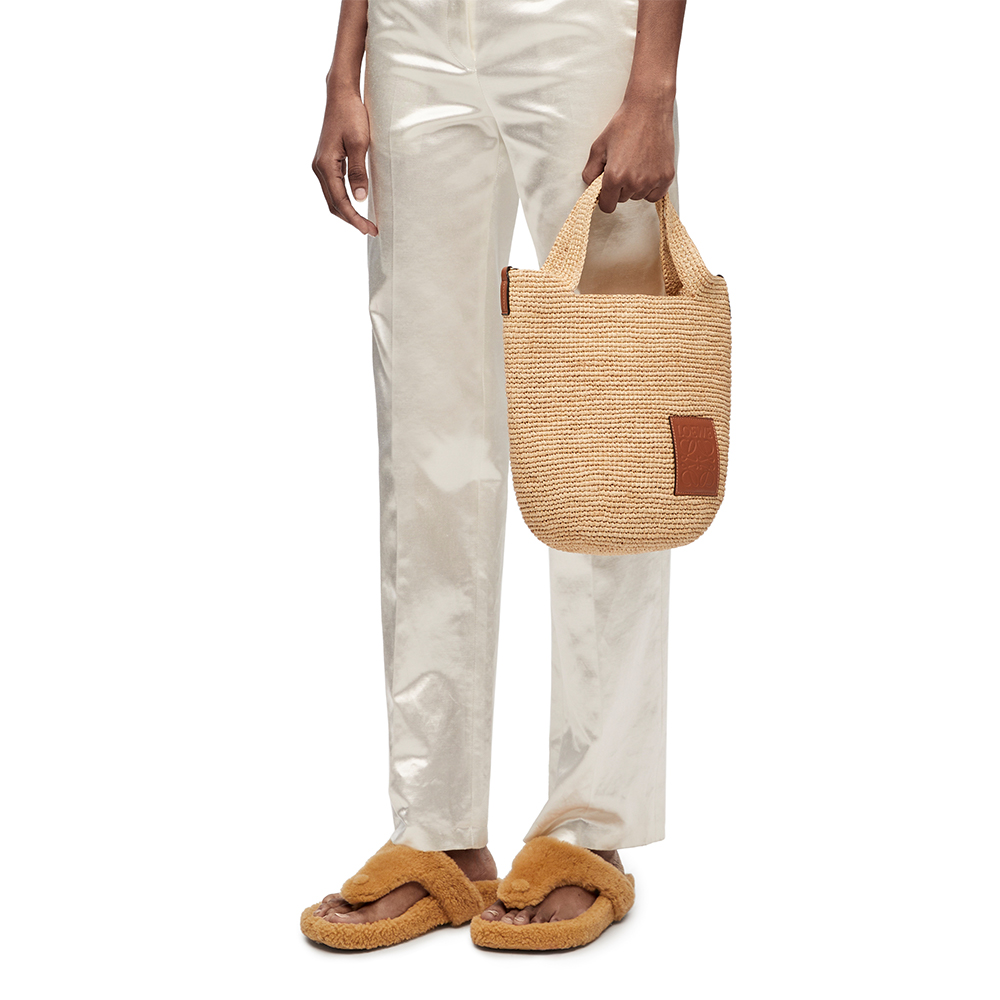 国内即発【LOEWE】SLIT BAG MINI A685453X07 ナチュラル/タン Buy Loewe Slit Mini Bag 'Natural/Tan' - A685453X07 2435 | GOAT