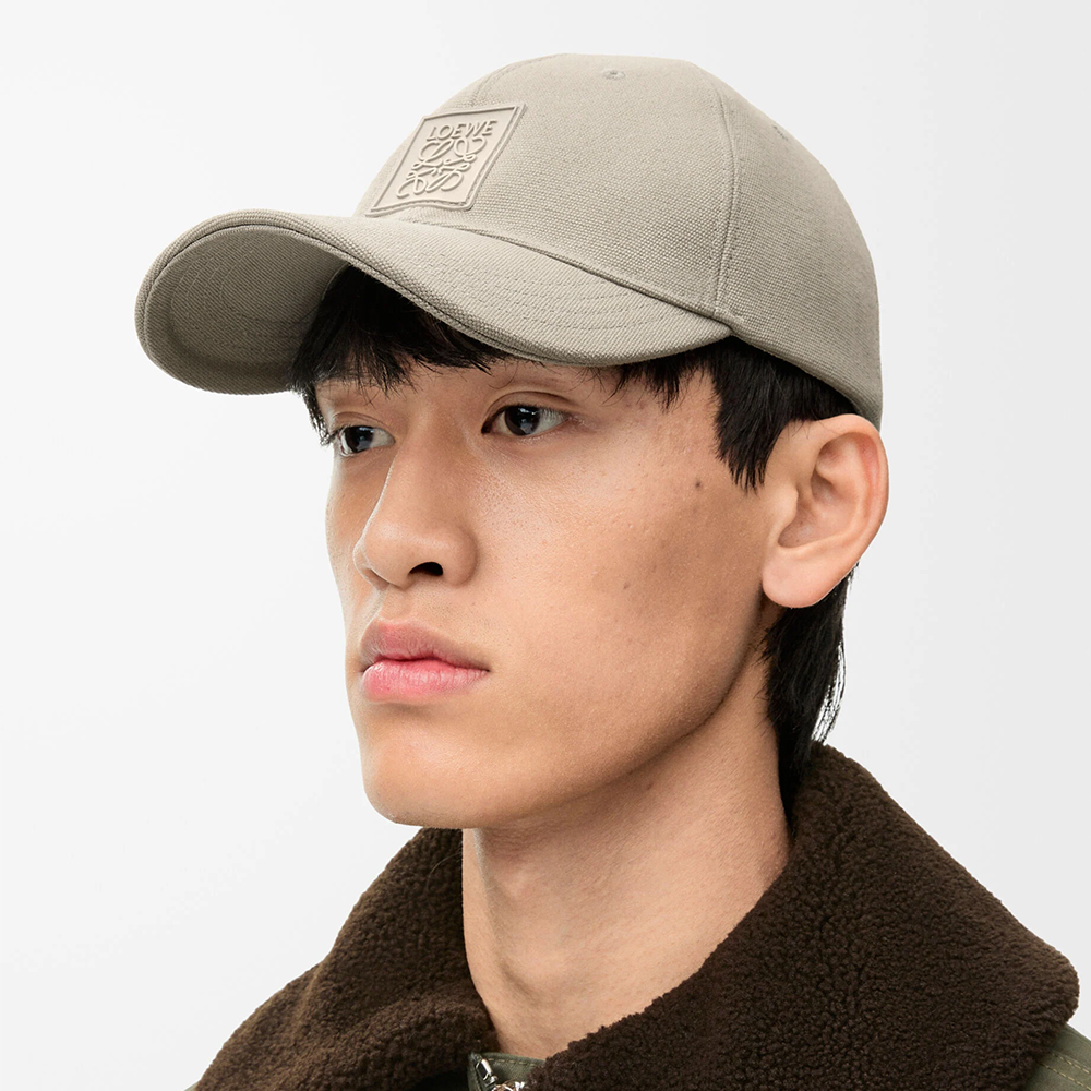 匿名配送LOEWE スミリー コラボ ベースボールキャップ グレー 1product-K820AA2X01-6579-Xms-