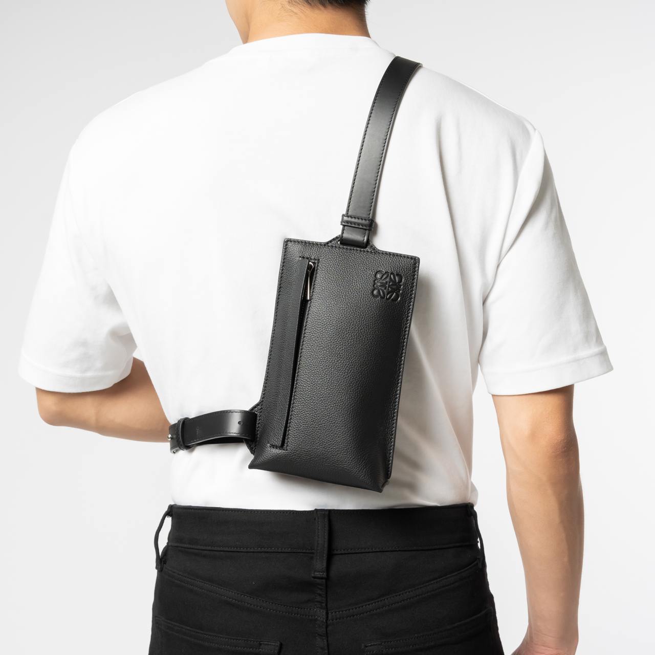 Loewe Vertical T Pocket in Soft Grained Calfskin Black – voilà.id