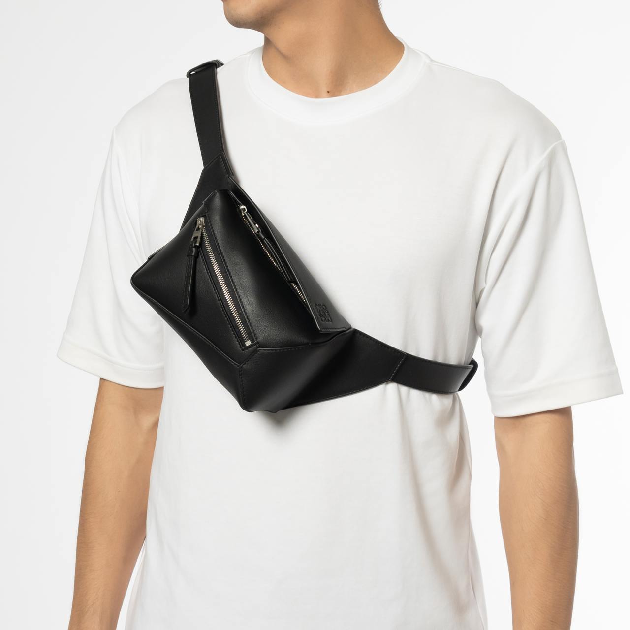 LOEWE｜ (Mini Puzzle bumbag in classic calfskin (B510EB1 Mini Puzzle bumbag in classic calfskin Grey - LOEWE