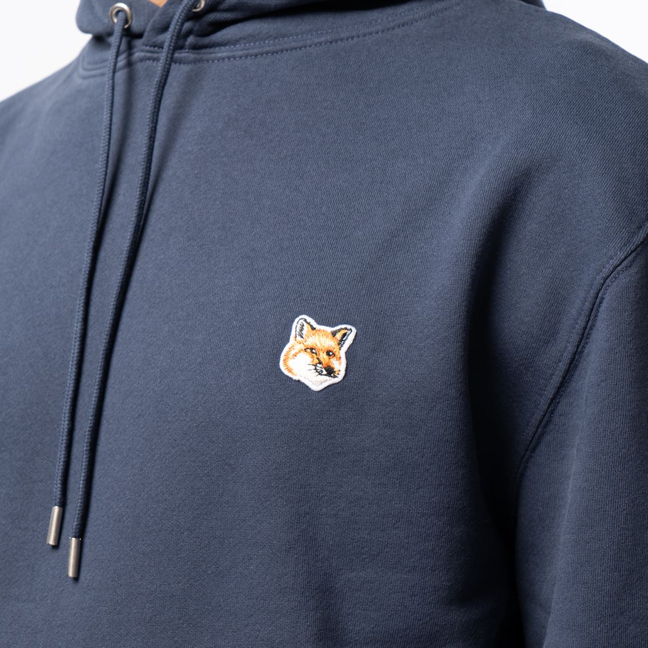 Maison Kitsuné Fox Head Patch Regular Hoodie Black – voilà.id Maison Kitsuné Fox Head Patch Regular Hoodie Black – voilà.id