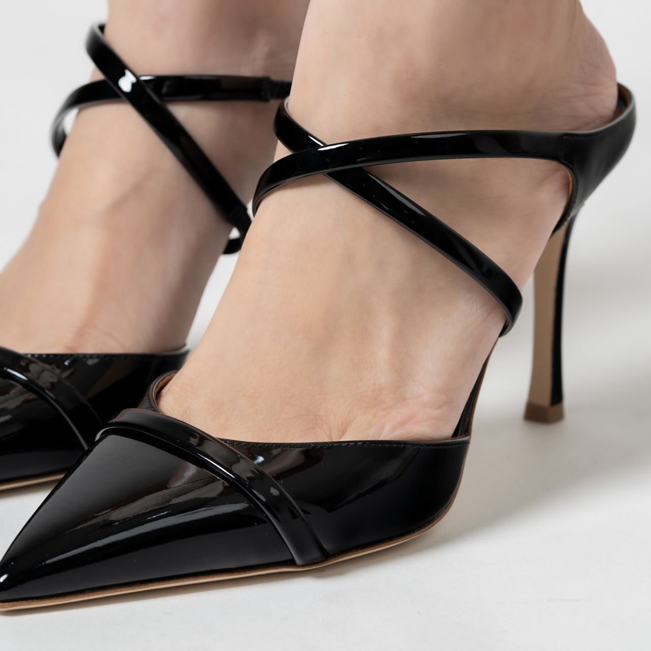 Malone Souliers Yoana 90 Patent Leather Mule Heels Black