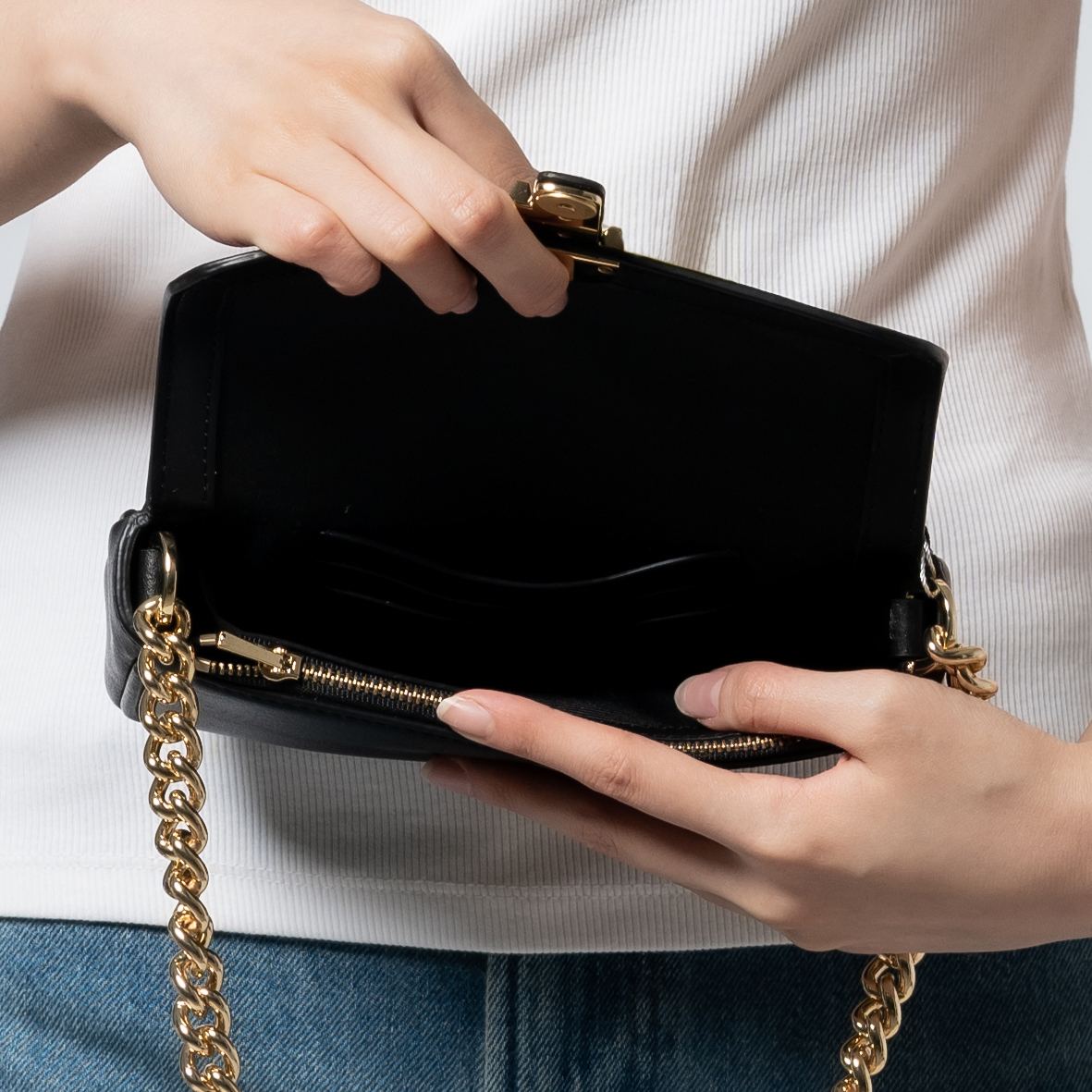 MARC JACOBS　ミニバッグ MARC JACOBS The Colorblock J MARC Mini Chain Satchel