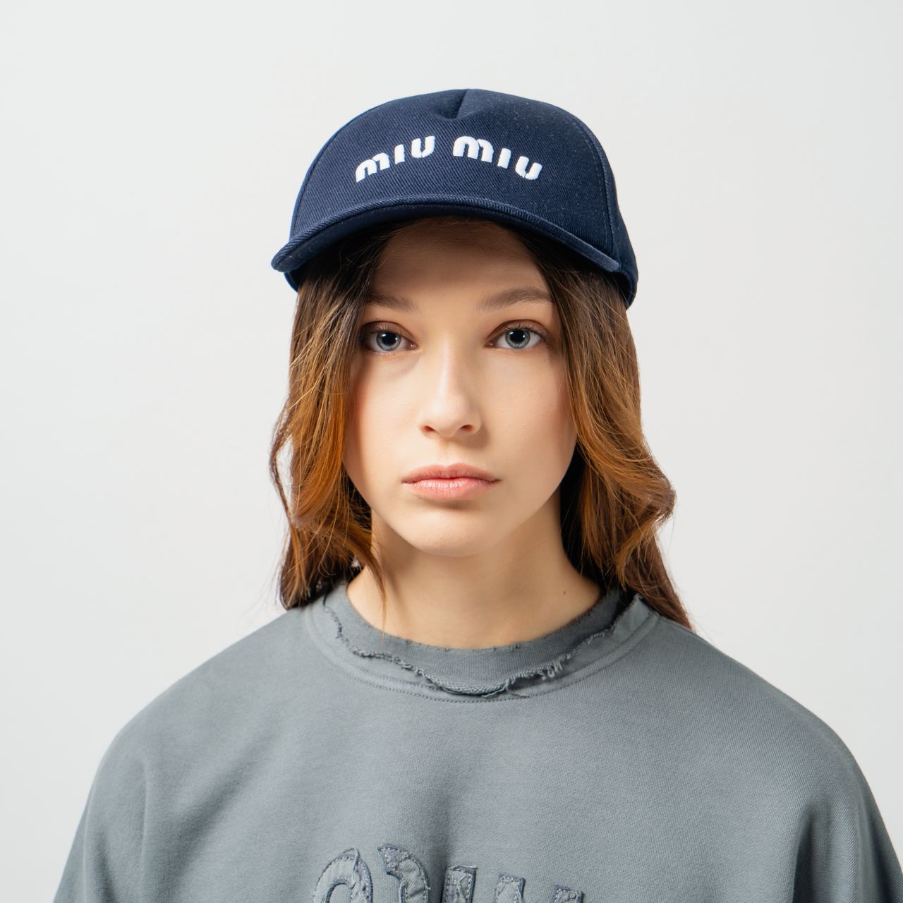 帽子・その他 MiuMiu 5IF027.2CWX Hats & Caps MIU Amazon.co.jp: Miu Miu 5HC179 2F3W Denim Logo Baseball Cap