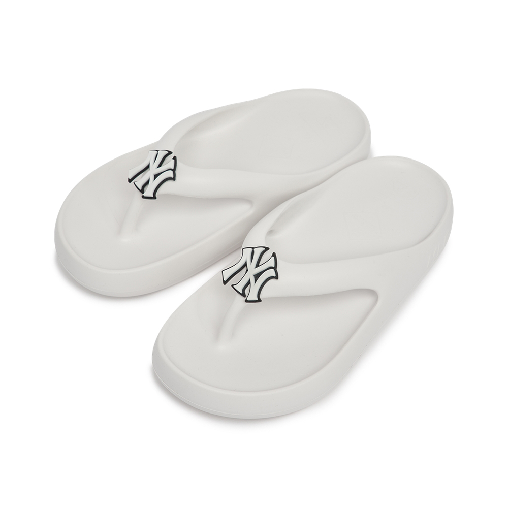 MLB NY Yankees Chunky Bouncer Flip Flop White – voilà.id