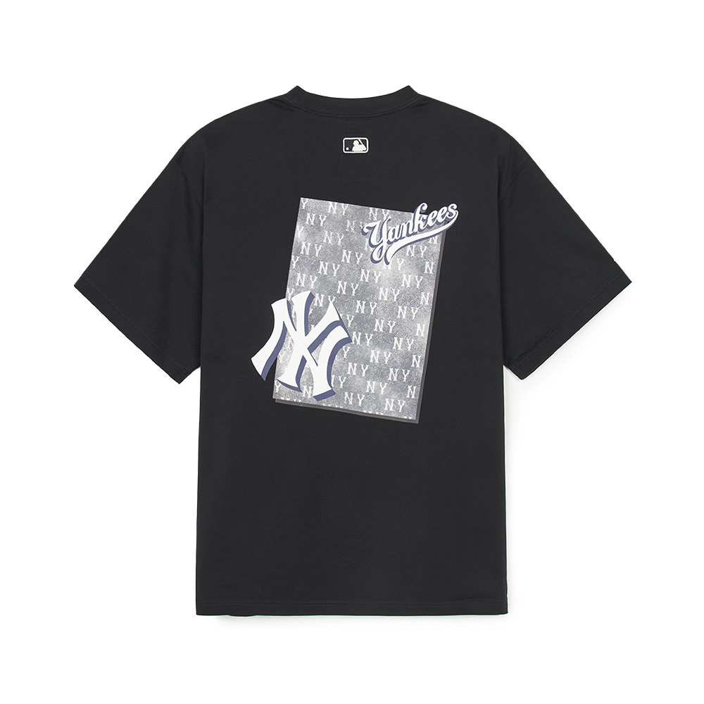MLB NY Yankees Vintage Monotive Overfit T-Shirt Black – voilà.id