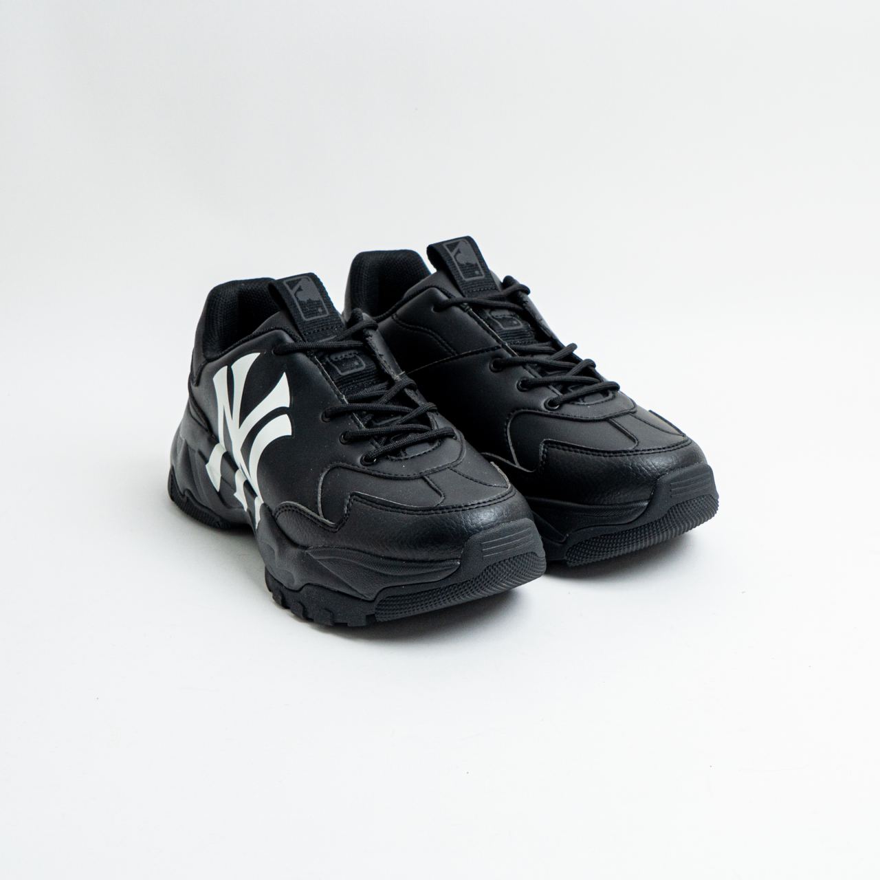 MLB NY Yankees Big Ball Chunky Sneakers Black – voilà.id