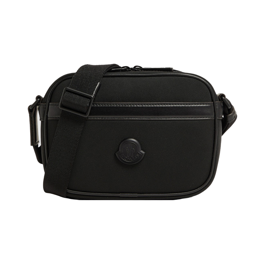 【MONCLER】Pierrick Water Repellent ショルダーバッグ Moncler Black Pierrick Water-Repellent Crossbody Bag Moncler
