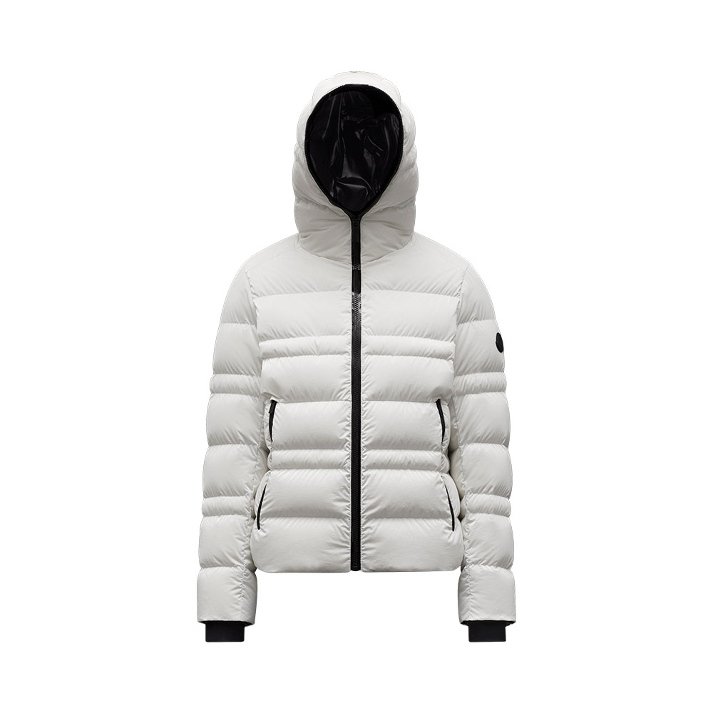 MONCLER  THARON 白 モンクレール Moncler Tharon Jacket in White | FWRD